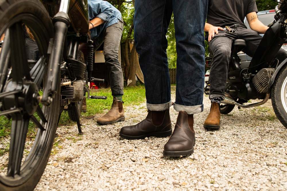 Men's Classics #550 - Image 16